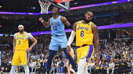 Anthony Davis Sounds Off on LeBron James After Lakers Lose Game 5 to Grizzlies