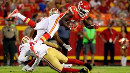 49ers Hosted WR With 4.35 Speed on Free Agent Visit: Report