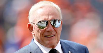 Cowboys & Ex-Starter in Talks Ahead of Potential Free Agency Reunion: Report