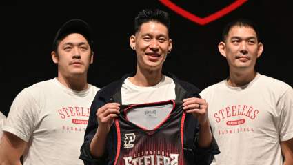 Ex-Knicks Star Jeremy Lin Sparks Linsanity 2.0 With New Club