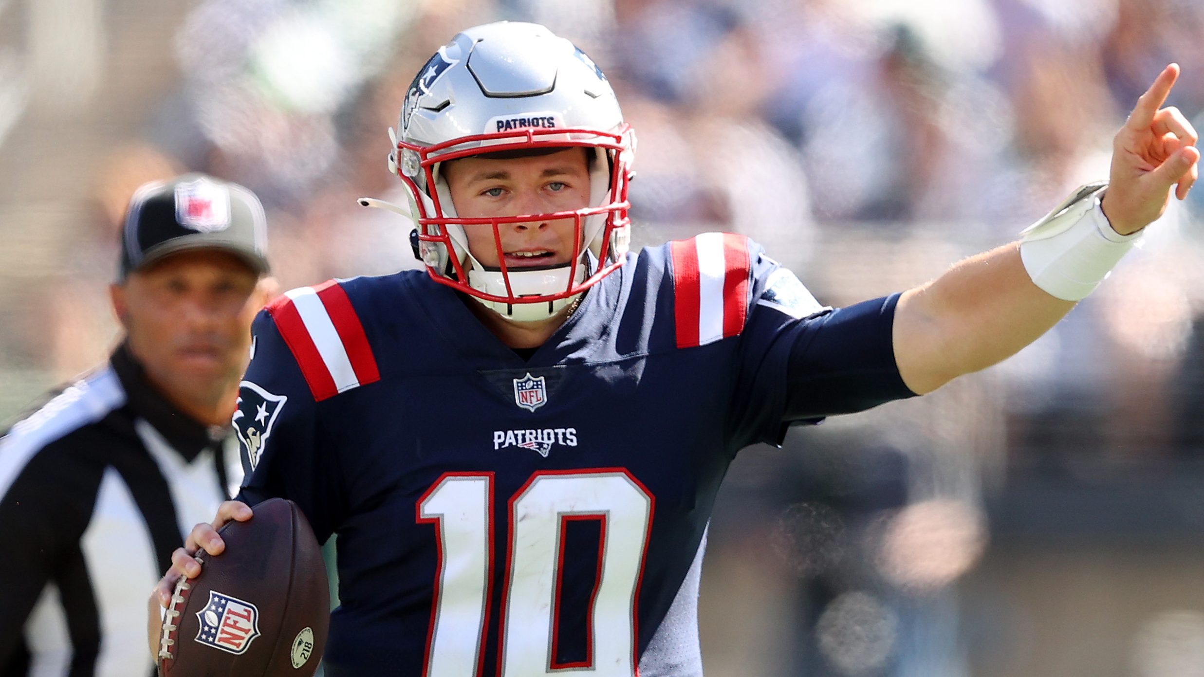 New England Patriots rumors: New uniforms are a blast from the past