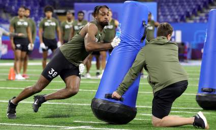 Rams Seen as Potential Landing Spot for DE in NFL Draft