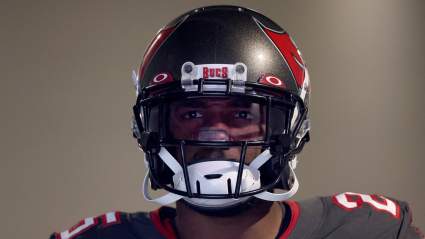 Ex-Buccaneers 10-Year Veteran Closes Door on NFL Career