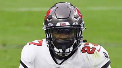 Cowboys Tout New Running Back as Viable Ezekiel Elliott Replacement