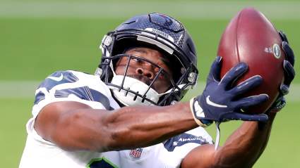 Ex-Seahawks 3-Year Receiver Bolts for NFC Foe: Report