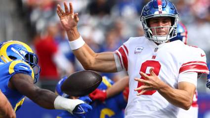 Super Bowl-Winning Edge a Fit for Giants in Free Agency