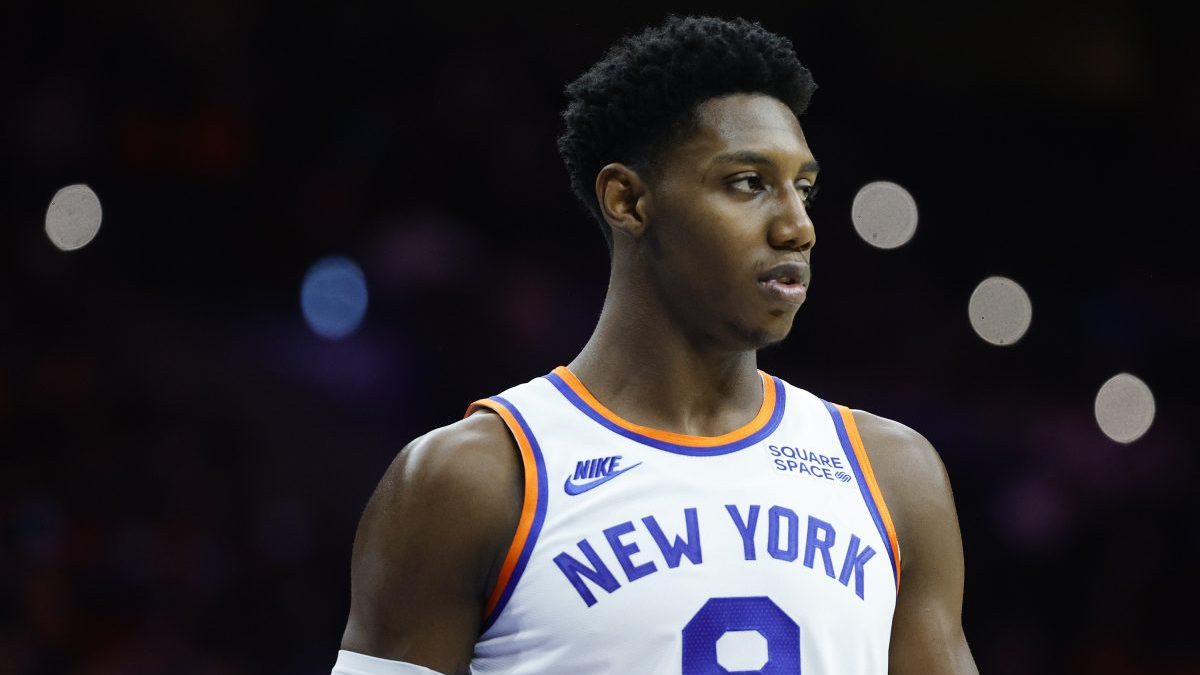 Knicks' RJ Barrett dares defenders to keep leaving him open