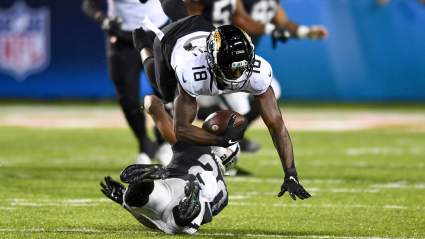 Ex-Raiders Cornerback Signs With Texans