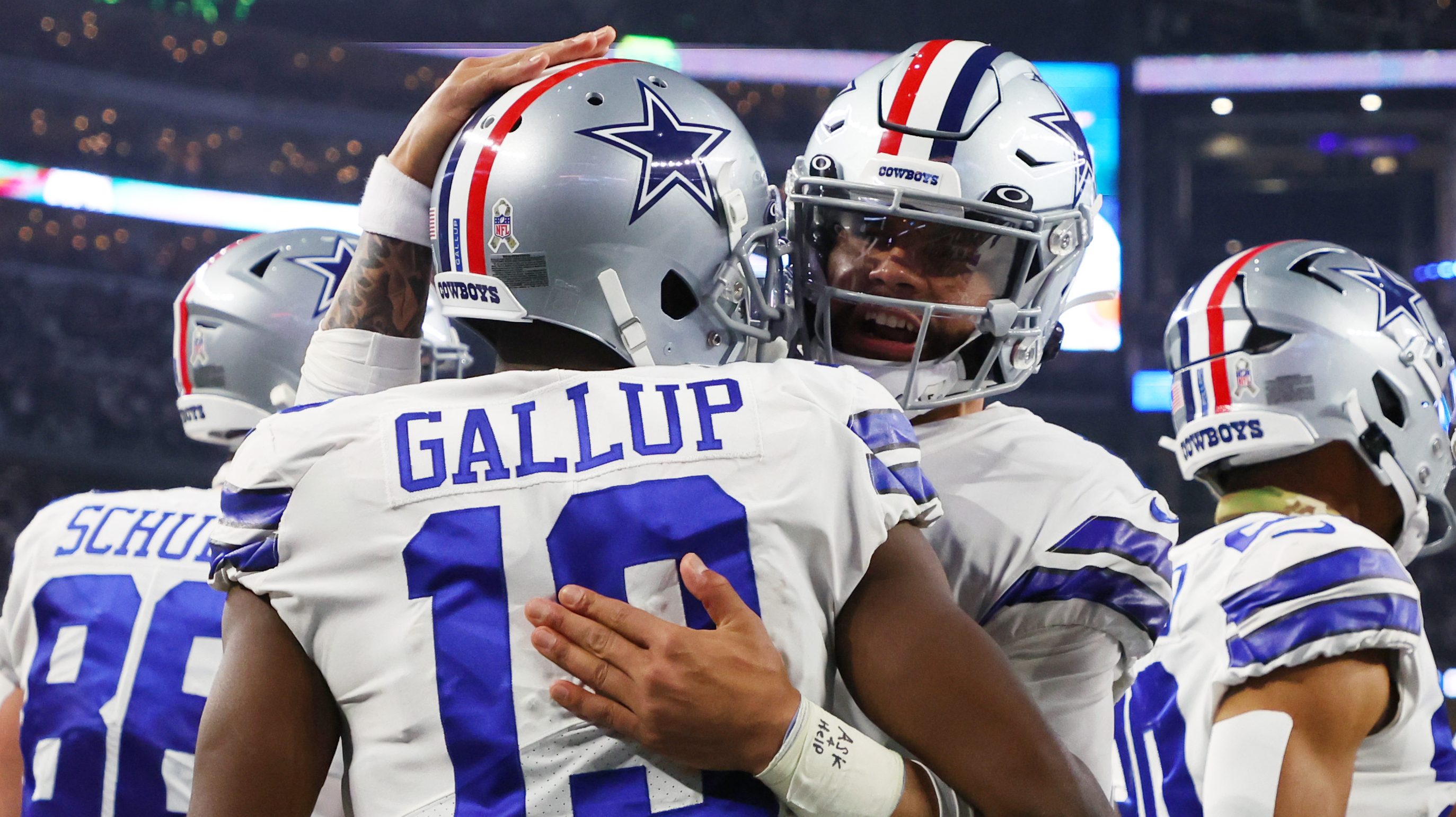 Dallas Cowboys sign WR Michael Gallup