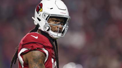 3 Free Agents Better Suited for Bears Than DeAndre Hopkins