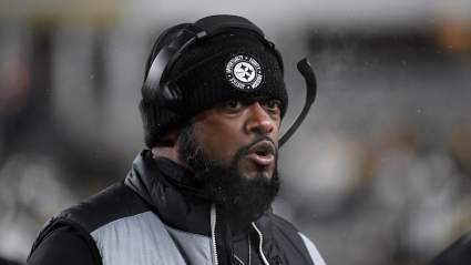 Mike Tomlin Tosses Out Backhanded Compliment to Steelers Fan Base