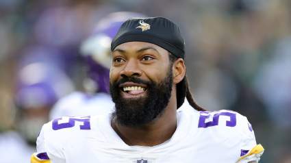 Vikings Trade Edge Rusher Za’Darius Smith to AFC for 2 Picks