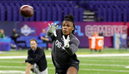 49ers’ 5th-Round Find Earns Comparison to Pro Bowl Safety