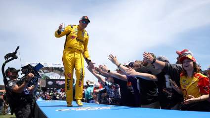 Michael McDowell Honors Mark Martin With North Wilkesboro Scheme