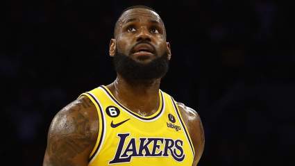 Bulls’ Alex Caruso Offers Advice for Facing Lakers’ LeBron James