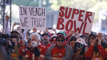 Fans Torn Over Chiefs’ Latest Veteran Signing: ‘I’m a Little Confused’