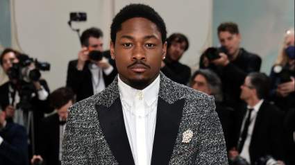 Bills Star Stefon Diggs Posts Cryptic Tweets Amid OTAs Absence