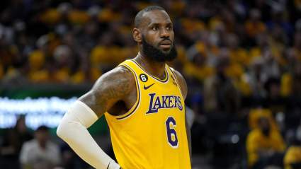 Trade Proposal Swaps LeBron James for 3 Warriors Players