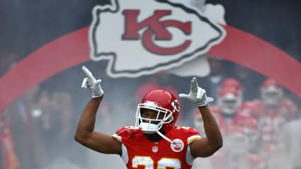 Raiders Bring in Ex-Chiefs Rookie of the Year for Visit: Report