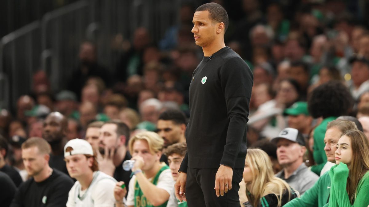 Celtics Staffers Holding To Unpopular Stance On Embattled Joe Mazzulla ...