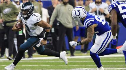 Bills Snag Ex-Colts DE Who Had Big Moment Against Them Last Year
