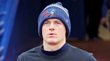 Mac Jones Could Be Impacted by Patriots’ Latest O-Line Injury News