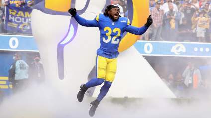 Bills Sign Linebacker Who Made Key Play That Sent Rams to Super Bowl