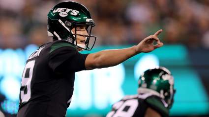 Ex-Jets QB Signs on to Backup 2022 MVP Finalist: Report