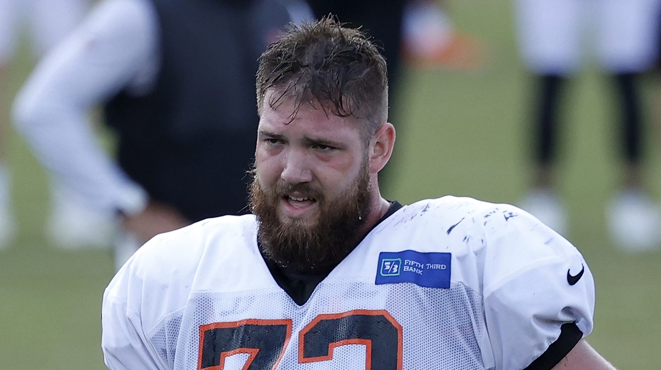 East Rutherford, New Jersey, USA. 3rd Nov, 2021. Cincinnati Bengals  offensive tackle Jonah Williams (73) during a NFL football game against the  New York Jets at MetLife Stadium in East Rutherford, New