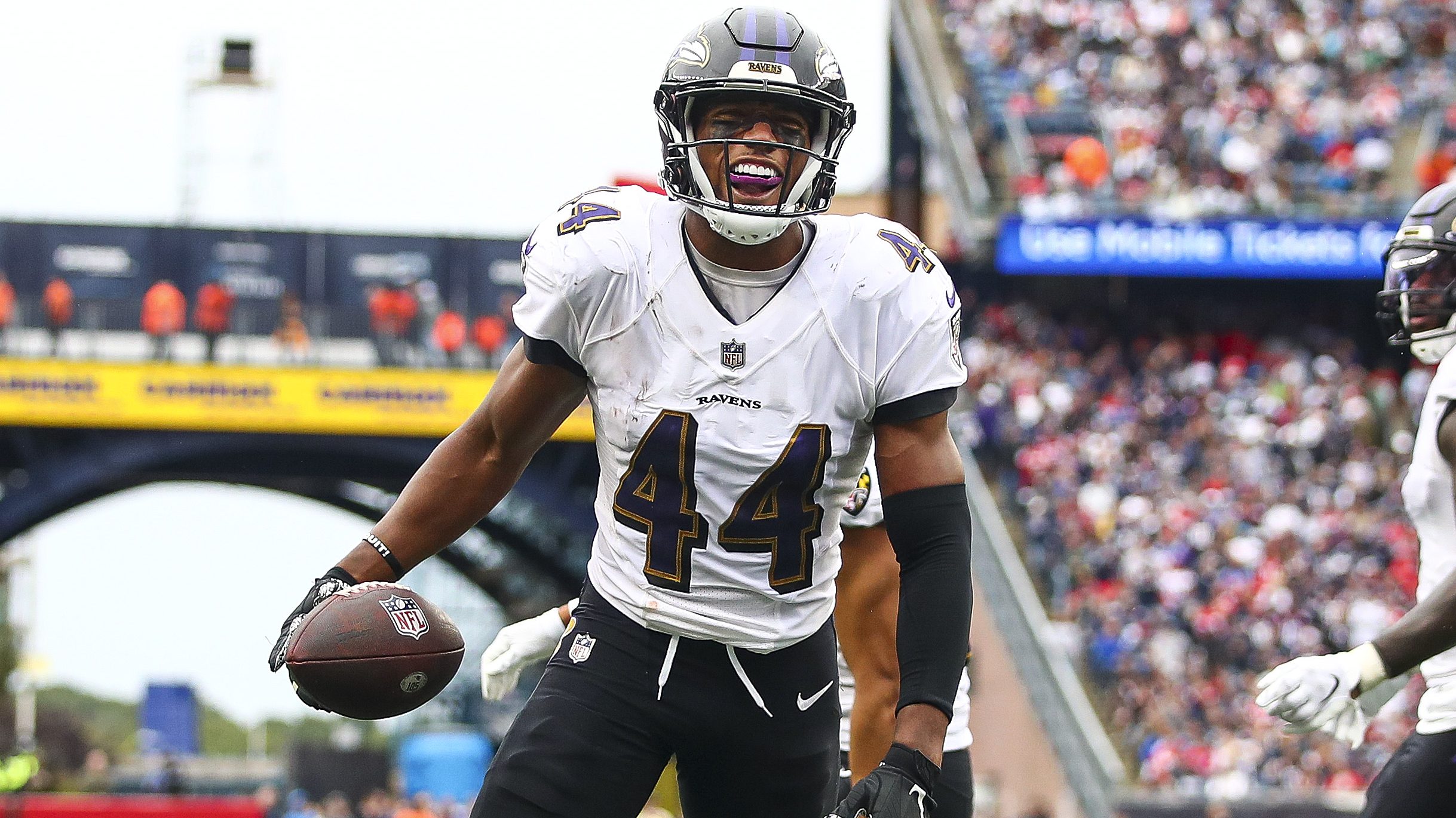 Ravens QB Lamar Jackson on track to play vs. Broncos; CB Marlon Humphrey  returns