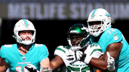 Jets $45 Million Starter Shares Stunning Reaction to Pay Cut