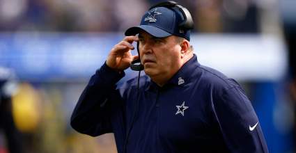 Cowboys in Free Agency Talks With 2 QBs, Receiver: Report