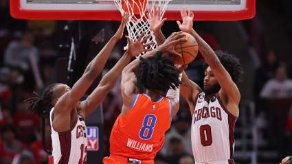 Bulls Executive Makes Final Call on Pair of Free Agents