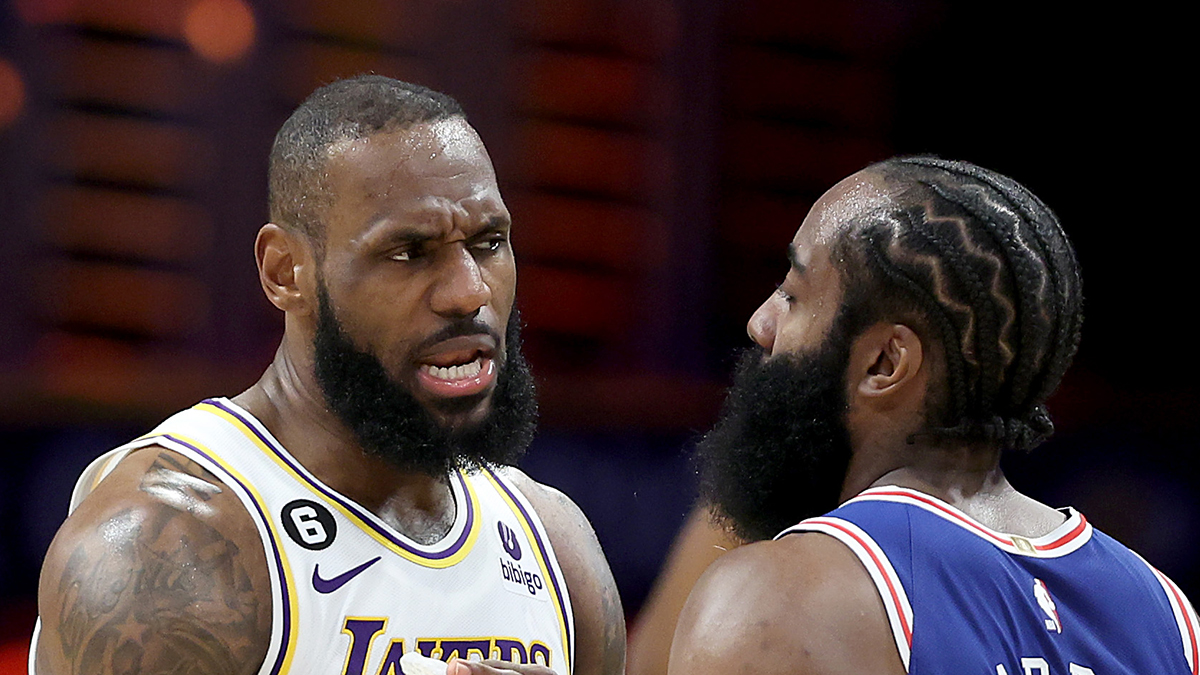 Lakers' LeBron James named All-Star starter, Anthony Davis is not - Silver  Screen and Roll