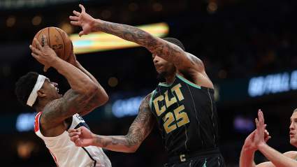 Trade Proposal Sees Lakers Send 2 Players to Land $251 Million Guard