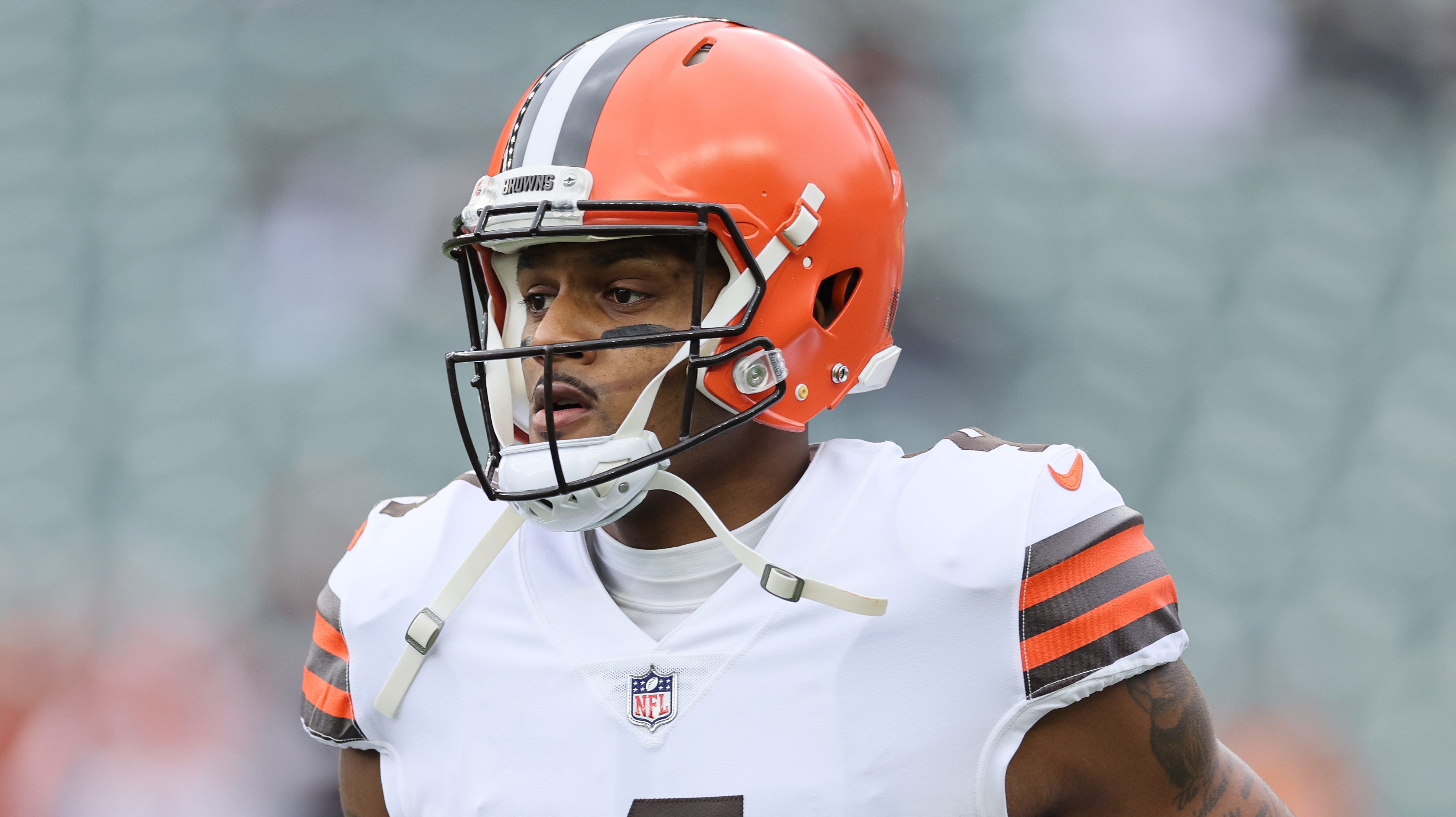 Browns QB Deshaun Watson Sends Message Amid Extravagant Vacation