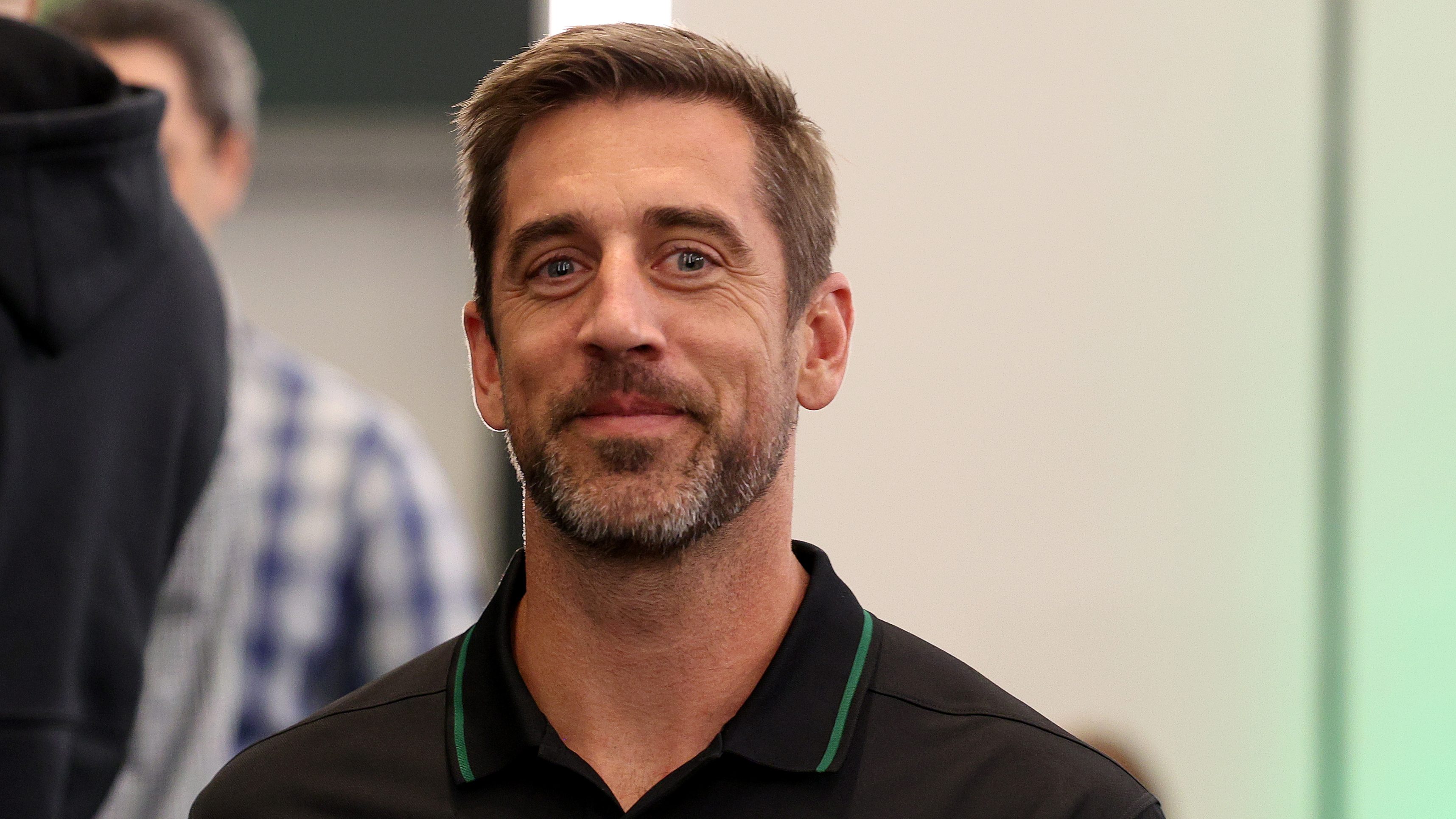 Jets QB Aaron Rodgers Called Out As 'Offseason Loser'