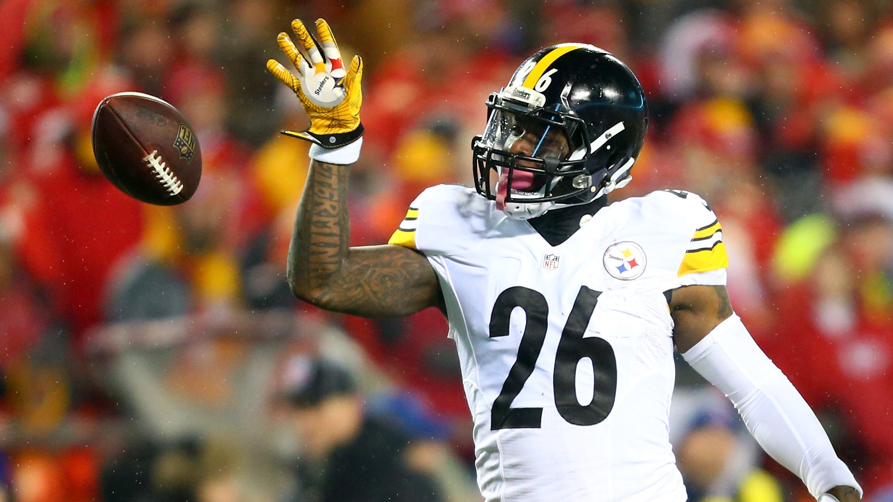 Pittsburgh Steelers on X: We have placed RB Le'Veon Bell on the
