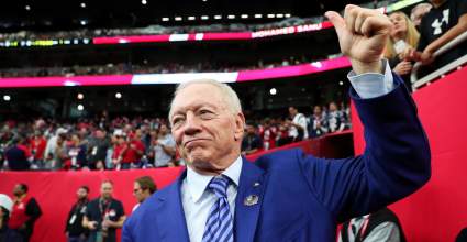 Cowboys in Contract Talks with 2-Time Pro Bowler: Report