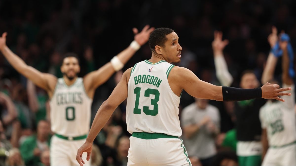 JD Davison learning from Marcus Smart - CelticsBlog