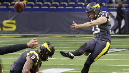 Lions Face Battle at Key Position as XFL Star Shines in Minicamp