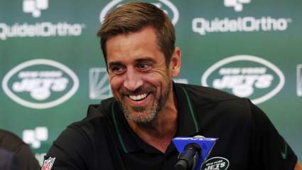 Jets’ Aaron Rodgers Places Inside Top 10 in NFL QB Rank