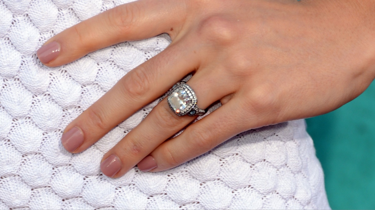 Real housewives store engagement rings