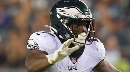 Eagles Coach Reveals ‘Biggest Thing I See’ From New Starter Nakobe Dean