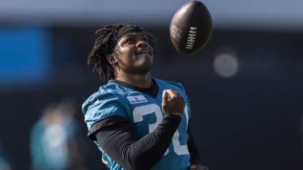 Giants Sign Ex-Jets Running Back Amid Saquon Barkley Training Camp Doubt