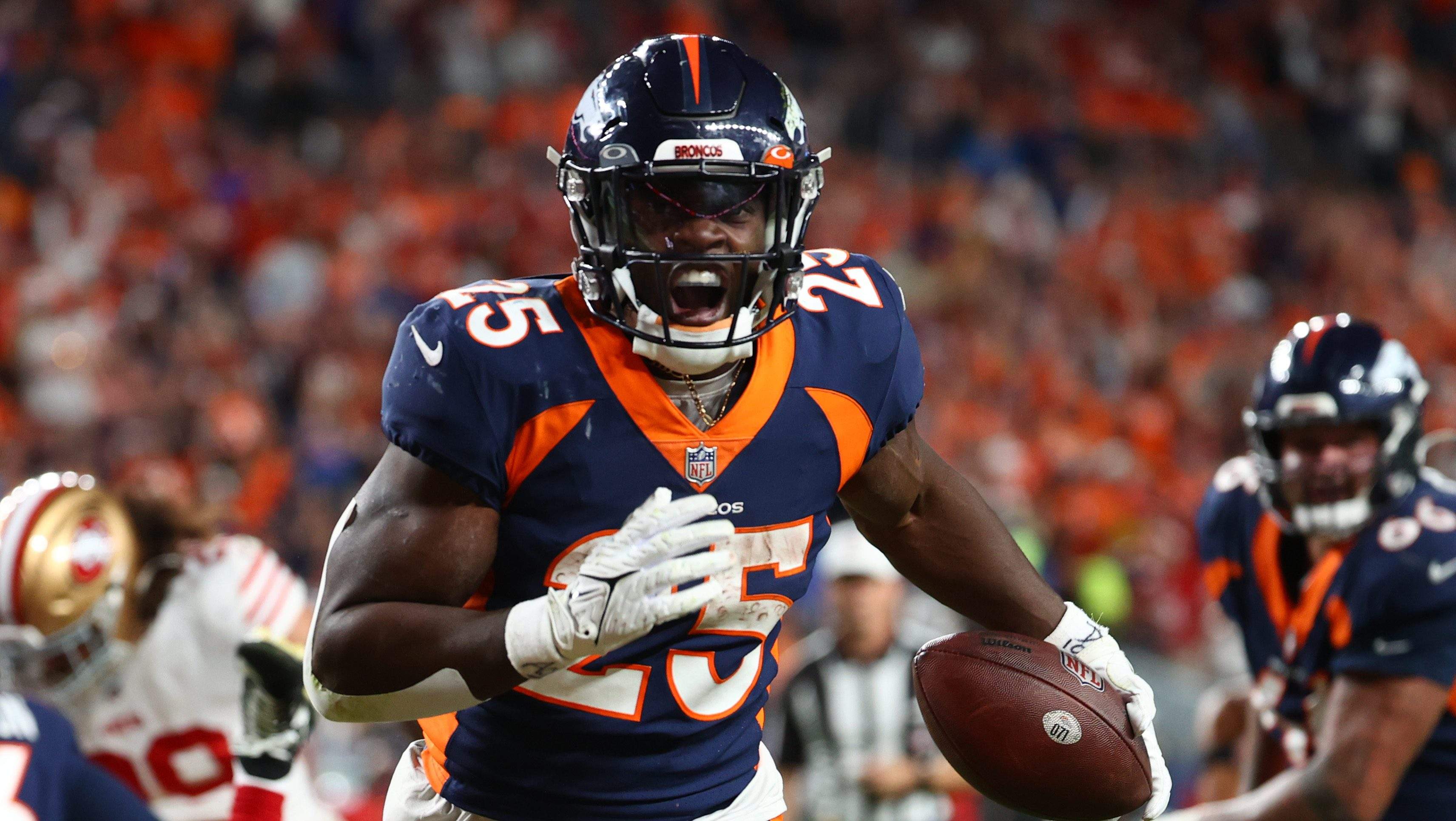 Former Broncos RB Signing With SB Contending AFC Team - Vimarsana News