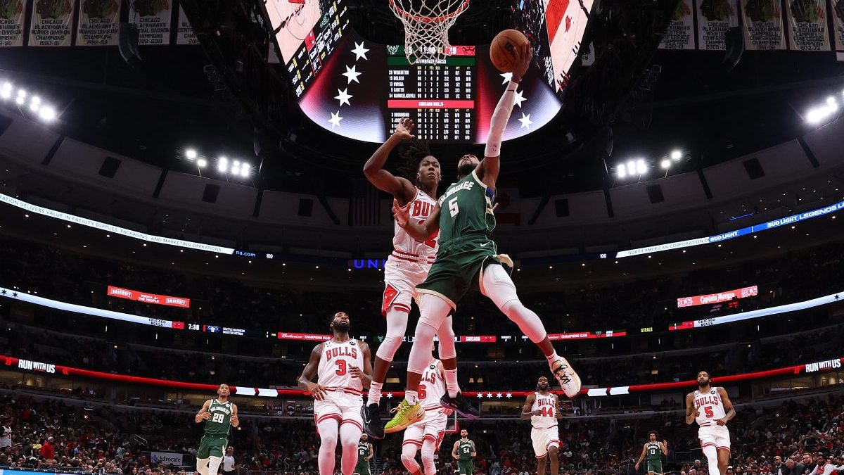 Lonzo Ball of the Chicago Bulls celebrates his three point shot in News  Photo - Getty Images