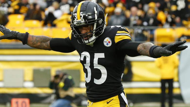 Wide receiver Will Blackwell of the Pittsburgh Steelers looks on News  Photo - Getty Images