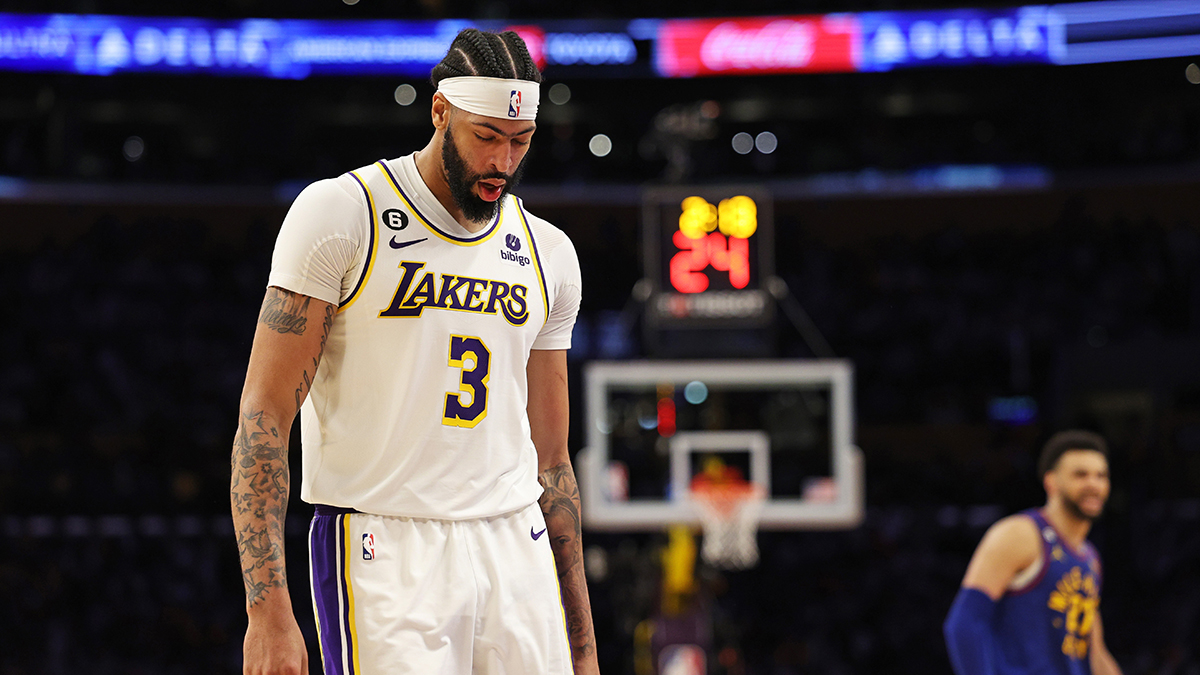 Report: Lakers' Anthony Davis 'unlikely' to play Game 5 vs. Suns