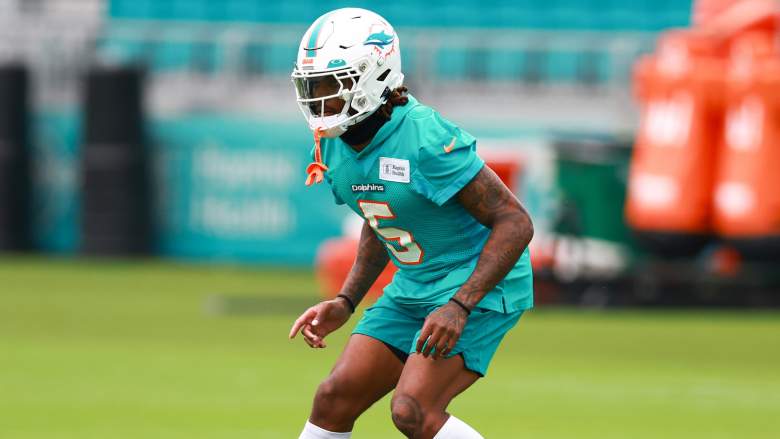 Dolphins CB Jalen Ramsey Carted off With Knee Injury, Likely to